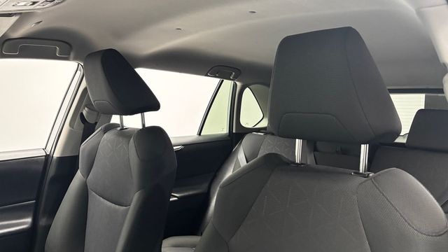 2025 Toyota RAV4 XLE AWD - 23030373 - 13