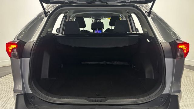 2025 Toyota RAV4 XLE AWD - 23030373 - 33