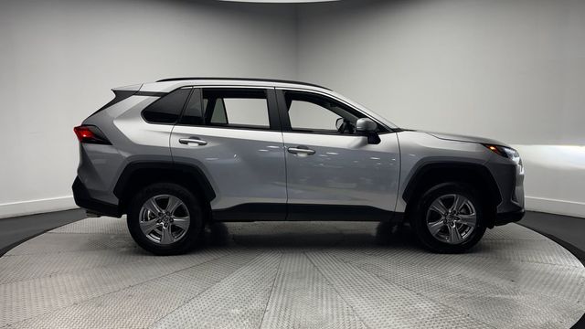 2025 Toyota RAV4 XLE AWD - 23030373 - 36