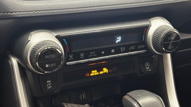 2025 Toyota RAV4 XLE AWD - 23030379 - 16