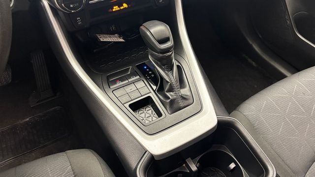 2025 Toyota RAV4 XLE AWD - 23030379 - 17