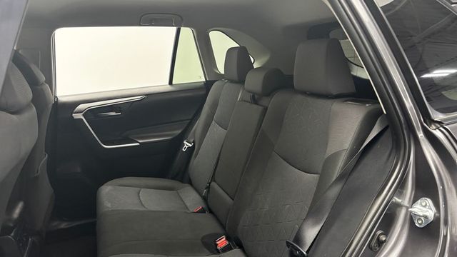 2025 Toyota RAV4 XLE AWD - 23030379 - 25