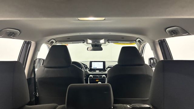 2025 Toyota RAV4 XLE AWD - 23030379 - 30