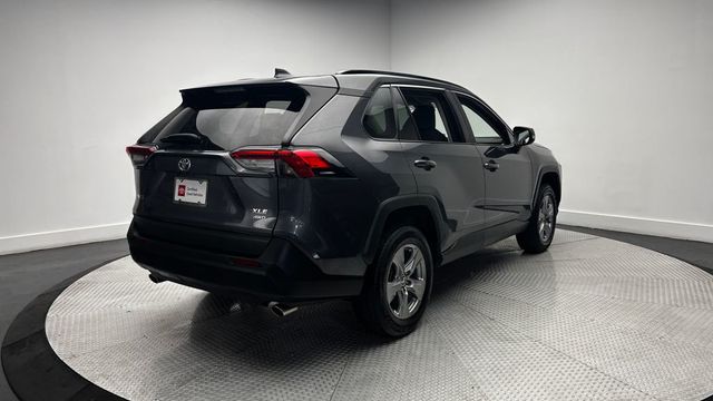 2025 Toyota RAV4 XLE AWD - 23030379 - 31
