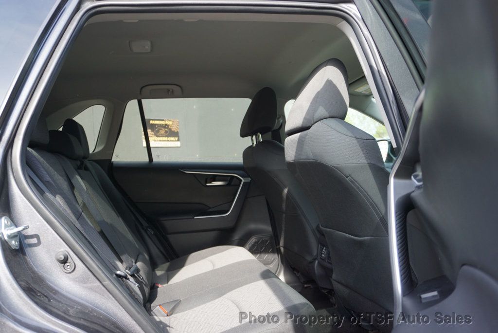 2025 Toyota RAV4 XLE AWD - 23018443 - 11