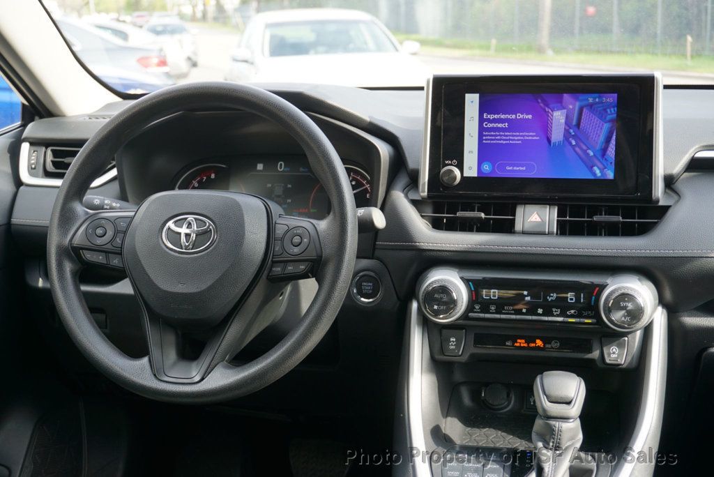 2025 Toyota RAV4 XLE AWD - 23018443 - 13
