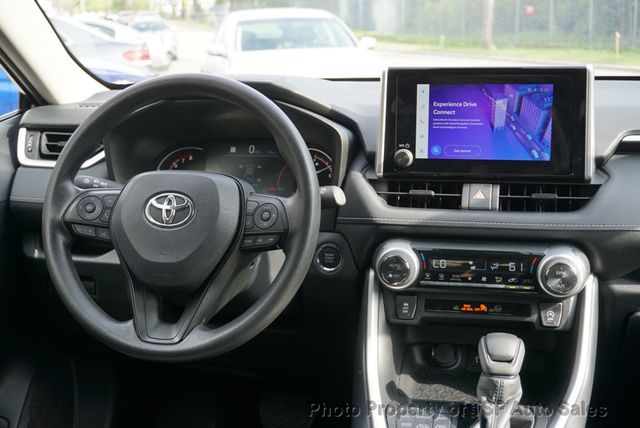 2025 Toyota RAV4 XLE AWD - 23018443 - 13