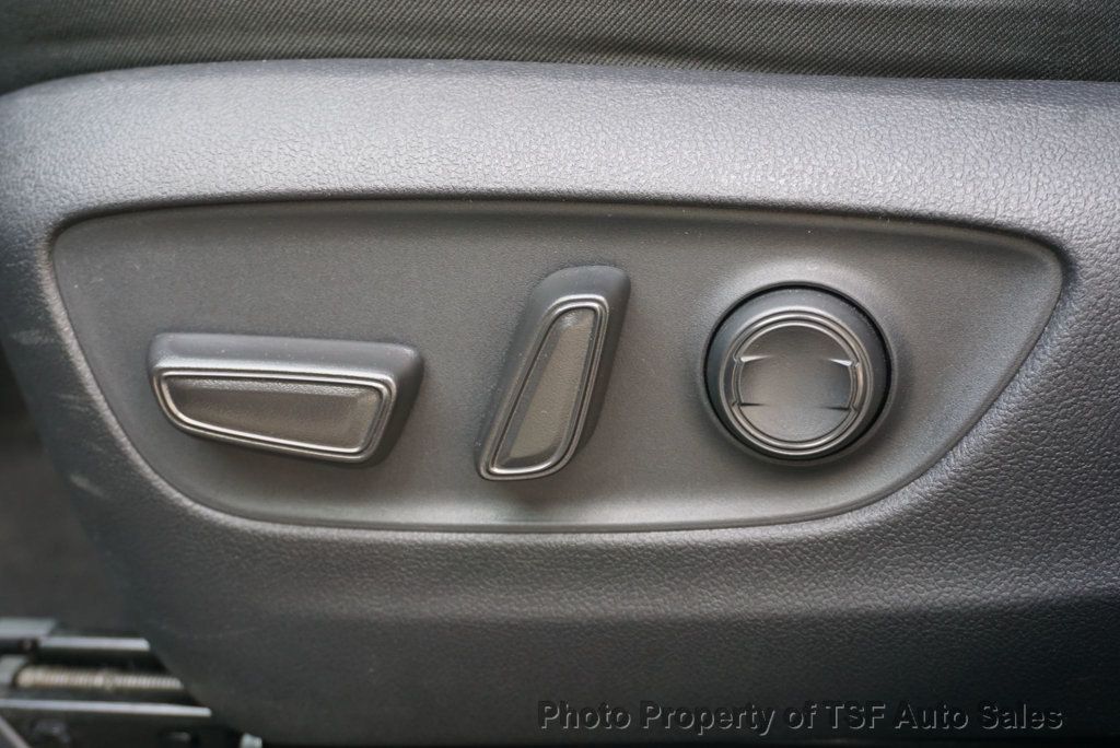 2025 Toyota RAV4 XLE AWD - 23018443 - 31