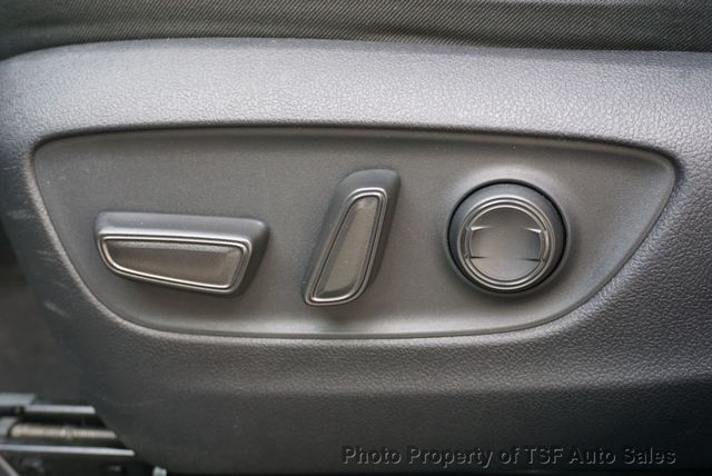 2025 Toyota RAV4 XLE AWD - 23018443 - 31