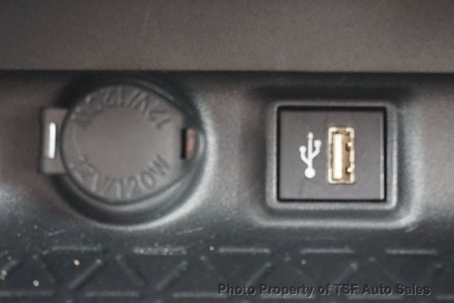 2025 Toyota RAV4 XLE AWD - 23018443 - 32