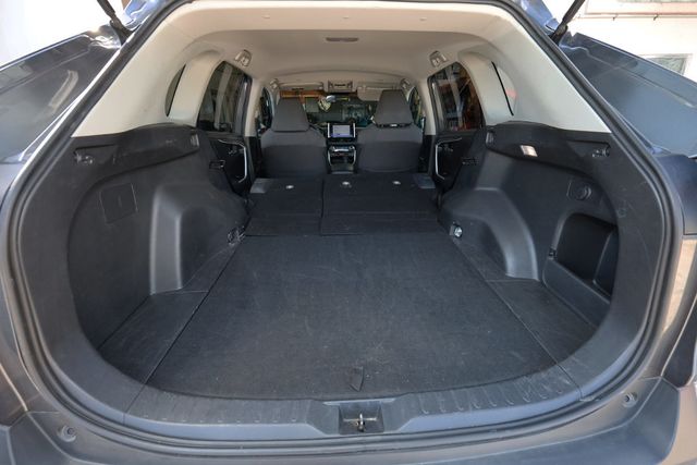 2025 TOYOTA RAV4 XLE FWD - 23086327 - 17