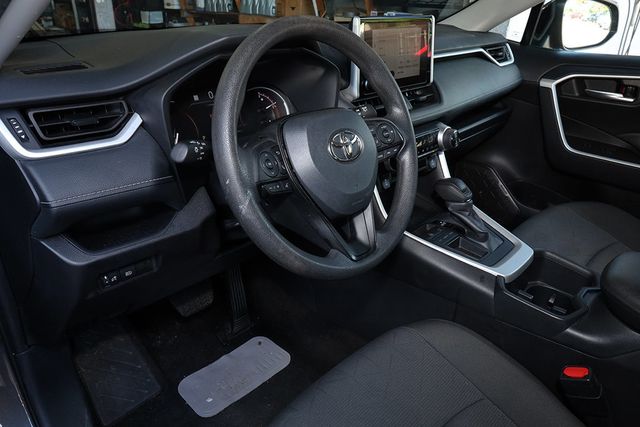 2025 TOYOTA RAV4 XLE FWD - 23086327 - 19