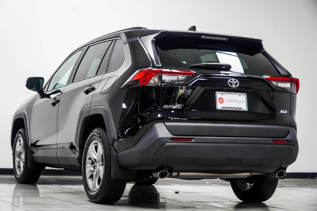 Toyota RAV4 photo 11