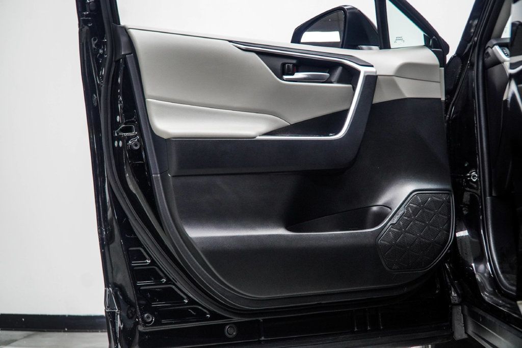 Toyota RAV4 photo 33