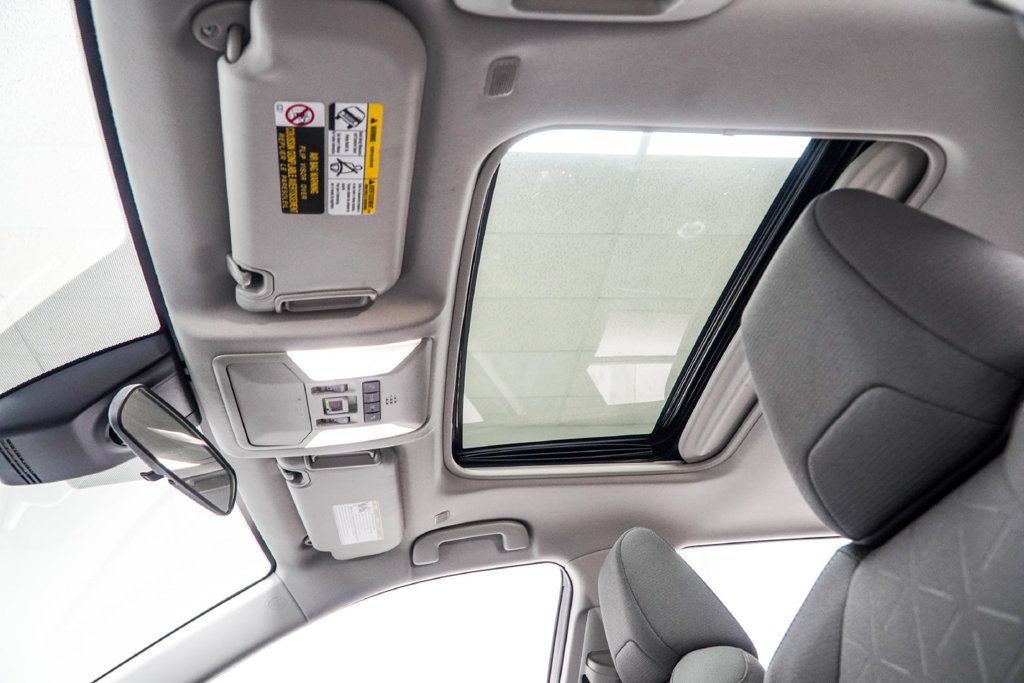 Toyota RAV4 photo 38