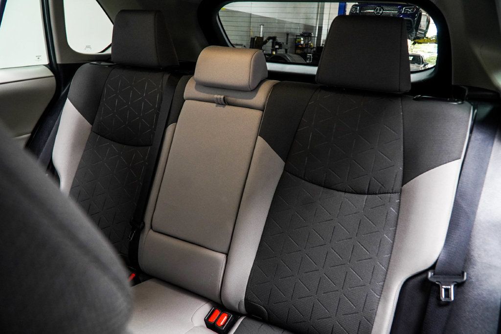 Toyota RAV4 photo 42