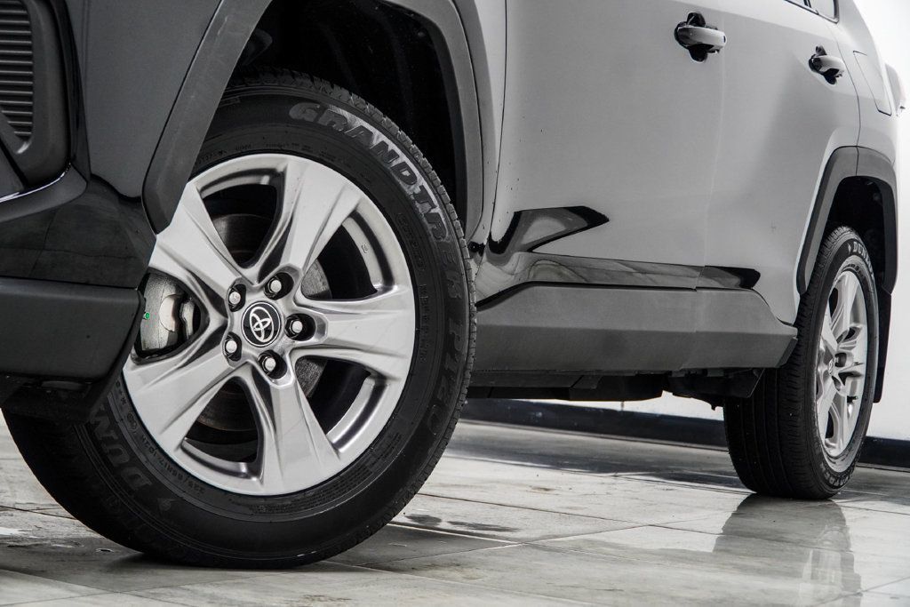 Toyota RAV4 photo 5