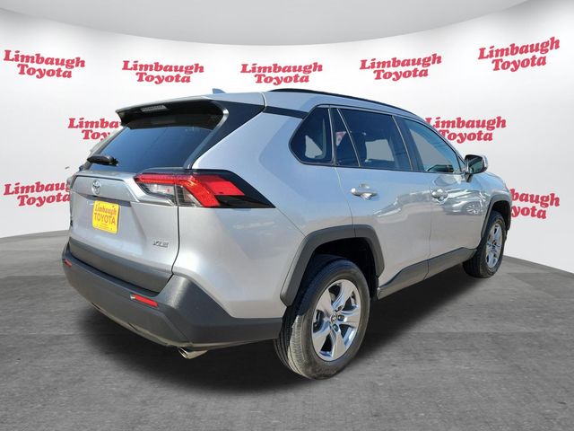 2025 Toyota RAV4 XLE FWD - 23089971 - 21