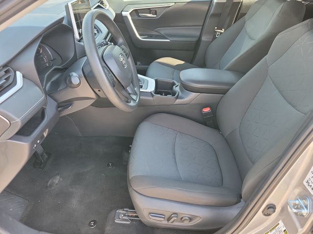 2025 Toyota RAV4 XLE FWD - 23089971 - 3