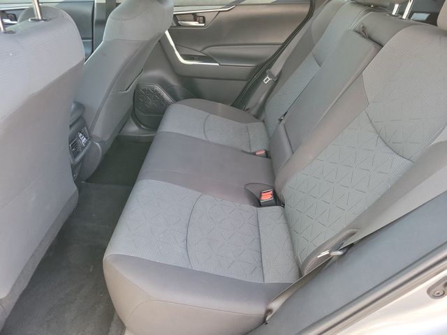 2025 Toyota RAV4 XLE FWD - 23089971 - 7