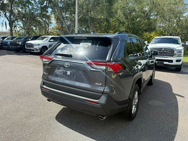 2025 Toyota RAV4 XLE FWD - 22925953 - 9