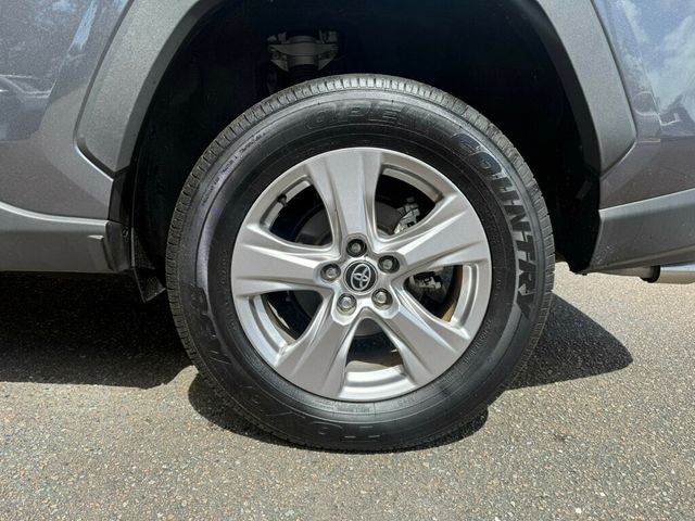 2025 Toyota RAV4 XLE FWD - 22925953 - 8