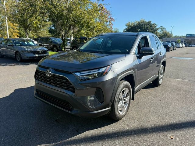 2025 Toyota RAV4 XLE FWD - 22932108 - 0