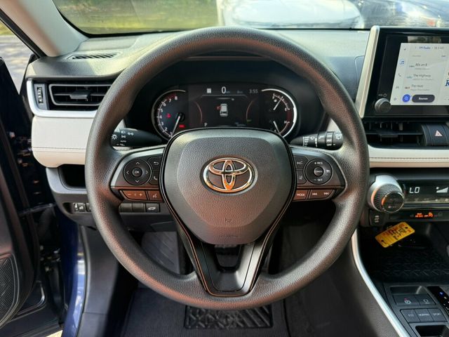 2025 Toyota RAV4 XLE FWD - 23095222 - 4