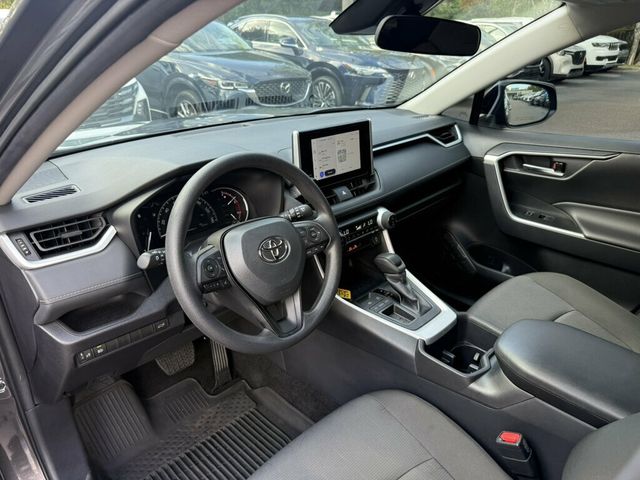 2025 Toyota RAV4 XLE FWD - 23095245 - 2