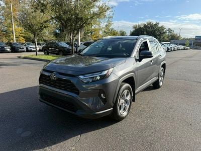 2025 Toyota RAV4 - 2T3W1RFV8SC355495