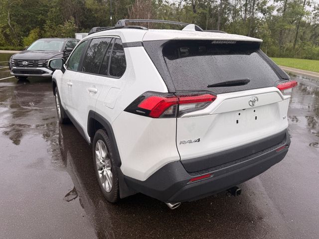2025 Toyota RAV4 XLE Premium - 23093296 - 17