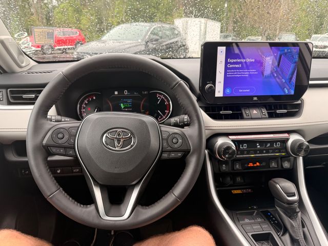 2025 Toyota RAV4 XLE Premium - 23093296 - 6