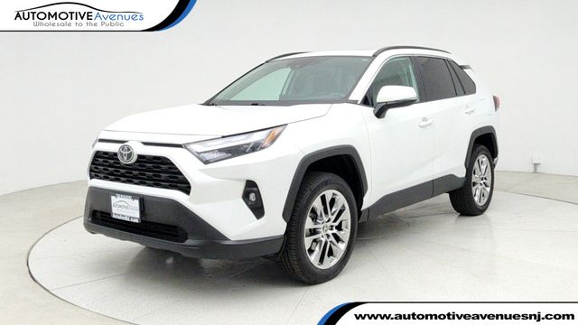 2025 Toyota RAV4 XLE Premium AWD with Weather Package - 22950741 - 0