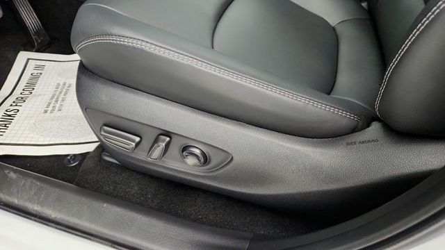 2025 Toyota RAV4 XLE Premium AWD with Weather Package - 22950741 - 10