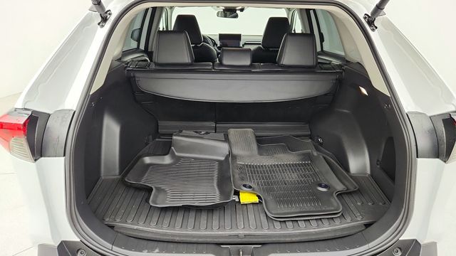 2025 Toyota RAV4 XLE Premium AWD with Weather Package - 22950741 - 20