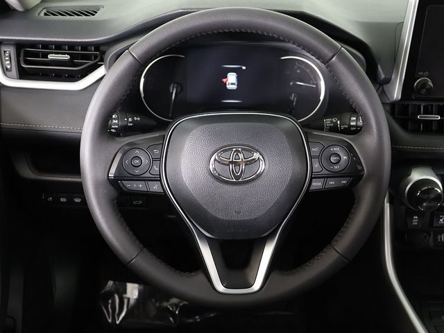 2025 Toyota RAV4 XLE Premium FWD - 23010866 - 40
