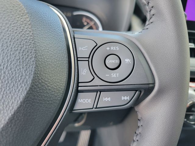 2025 Toyota RAV4 XLE Premium FWD - 22944352 - 9