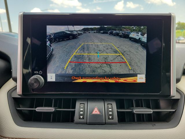 2025 Toyota RAV4 XLE Premium FWD - 23070159 - 13
