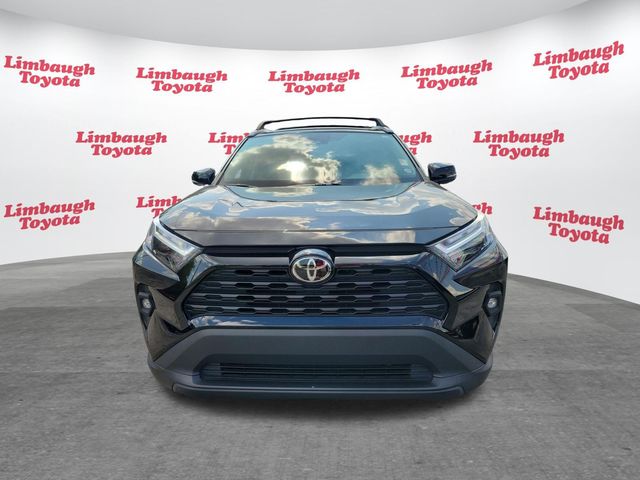 2025 Toyota RAV4 XLE Premium FWD - 23070159 - 18