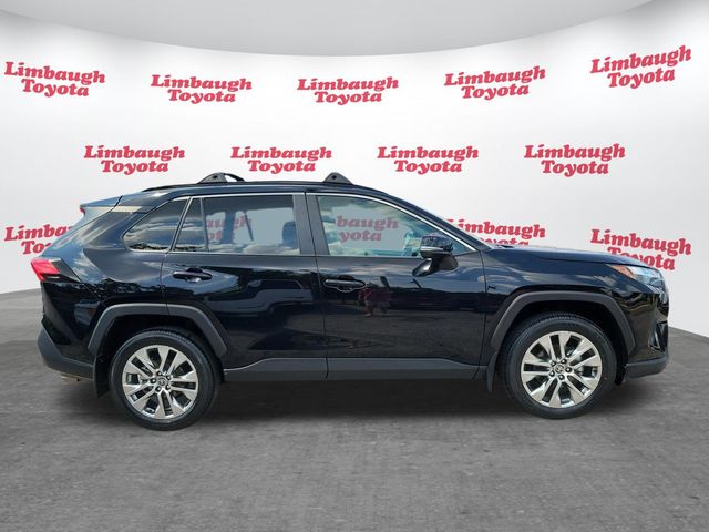 2025 Toyota RAV4 XLE Premium FWD - 23070159 - 1