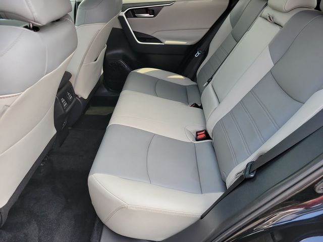 2025 Toyota RAV4 XLE Premium FWD - 23070159 - 8
