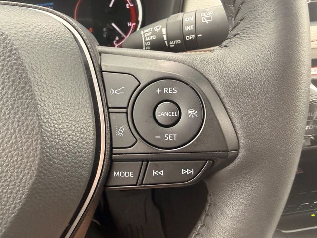2025 Toyota RAV4 XLE Premium FWD - 23093296 - 9
