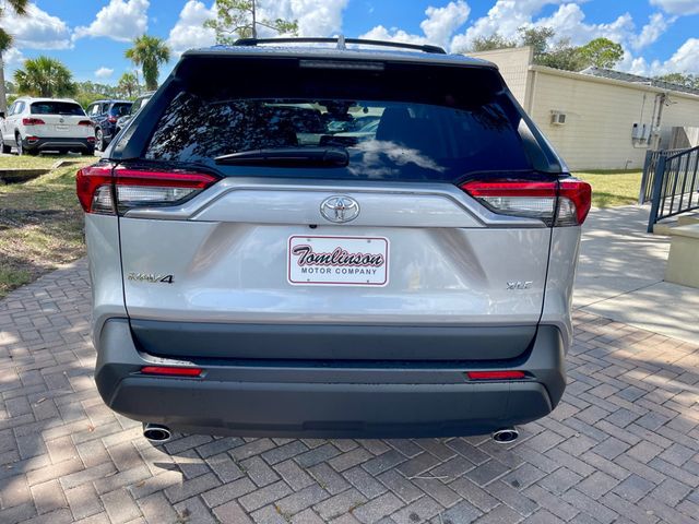 2025 Toyota RAV4 XLE Premium FWD - 22914357 - 3