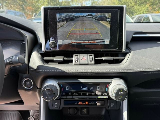 2025 Toyota RAV4 XLE Premium FWD - 22952014 - 5