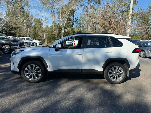2025 Toyota RAV4 XLE Premium FWD - 22975819 - 1
