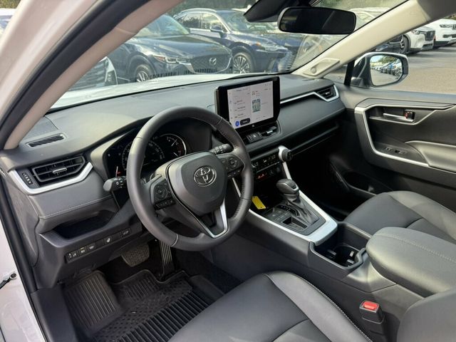 2025 Toyota RAV4 XLE Premium FWD - 23095246 - 2