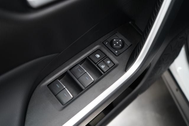 2025 Toyota RAV4 Hybrid XLE - 23084416 - 9