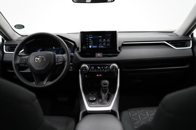 2025 Toyota RAV4 Hybrid XLE - 23084416 - 13