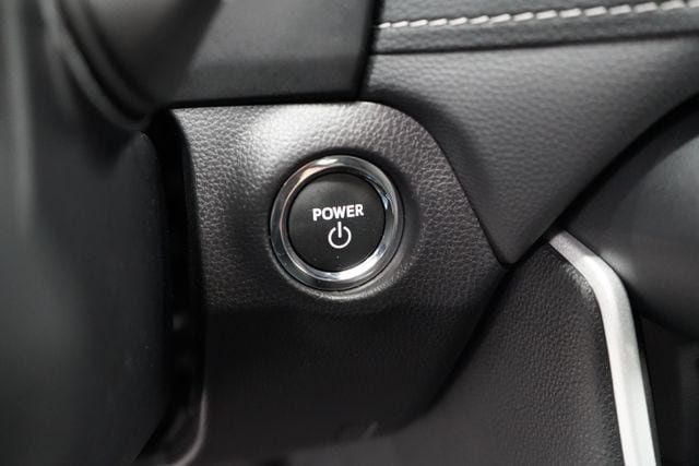 2025 Toyota RAV4 Hybrid XLE - 23084416 - 19