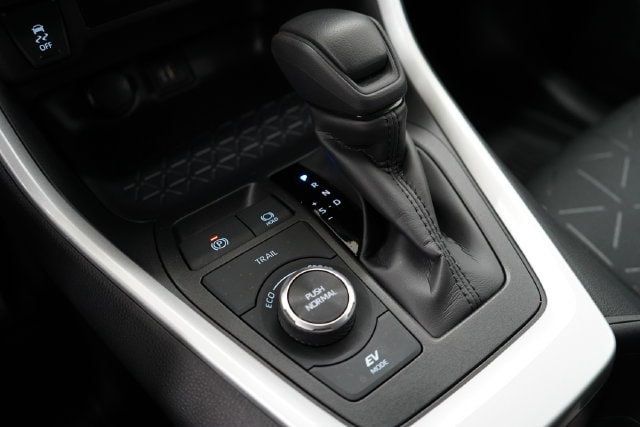 2025 Toyota RAV4 Hybrid XLE - 23084416 - 30
